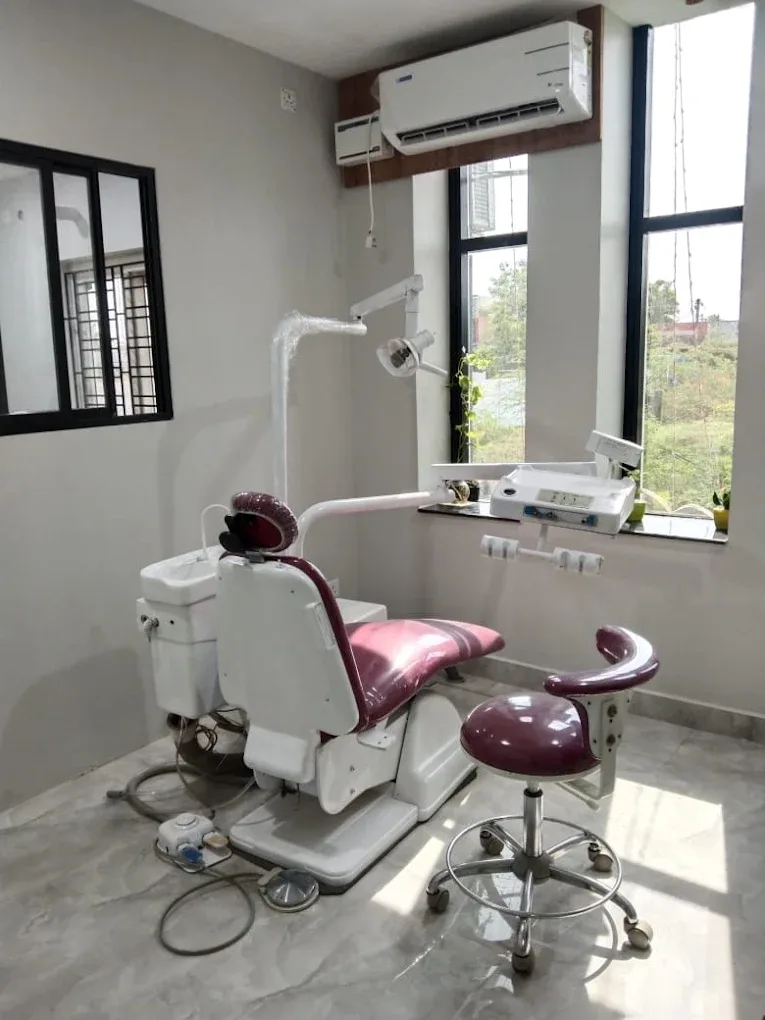 Advanced Dental Equipment at Dr. Reddy's Karaikal Clinic